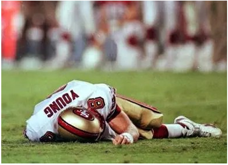 49ers' Steve Young supports VR to fight concussions