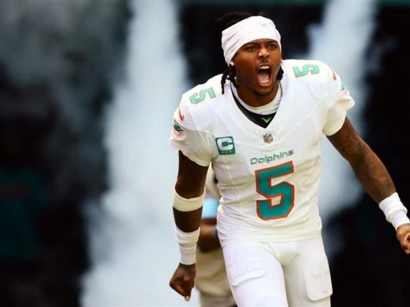 Jalen Ramsey y Jonnu Smith fichan por los Pittsburgh Steelers tras un trade con los Miami Dolphins en 2025